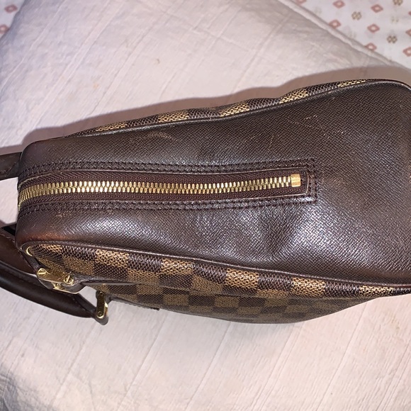 Louis Vuitton purse - Picture 8 of 10